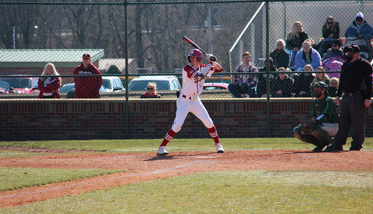 No. 22 Grenadiers Sweep Saturday Doubleheader With Huntington