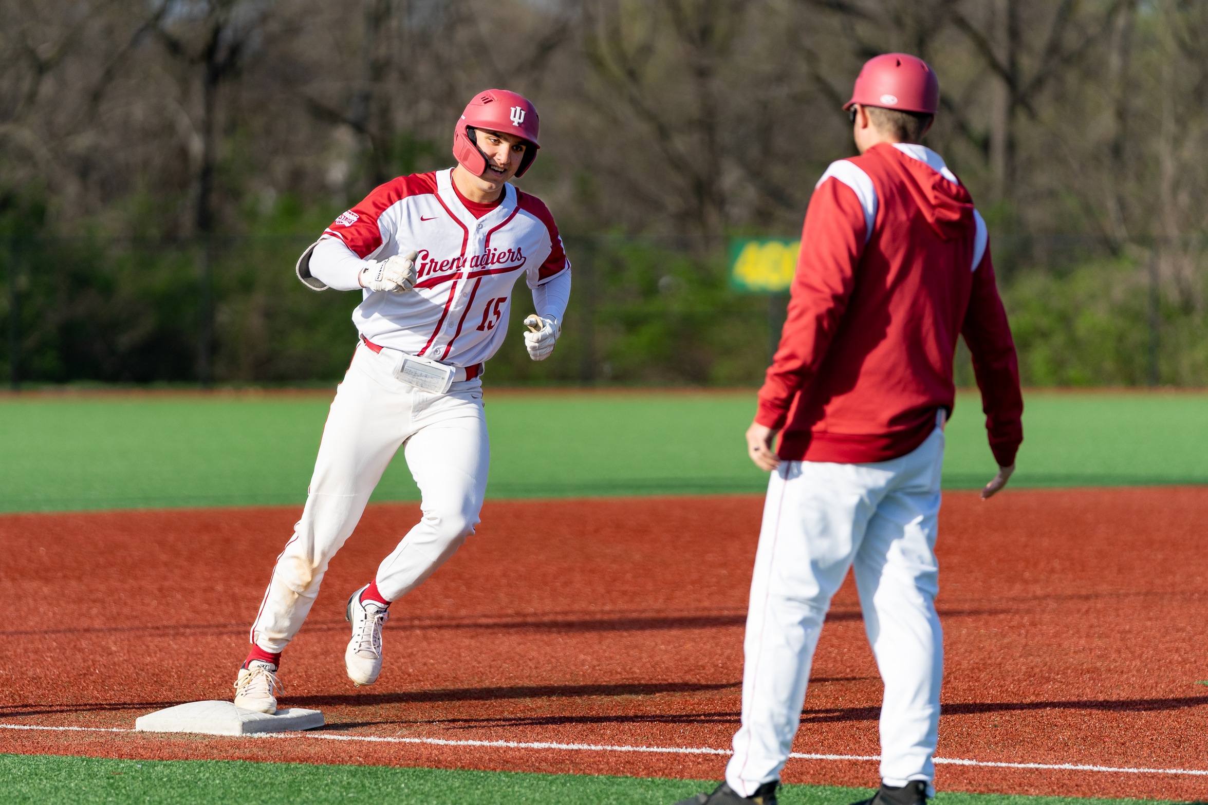 Grenadiers Sweep Doubleheader Against Alice Lloyd on Sunday