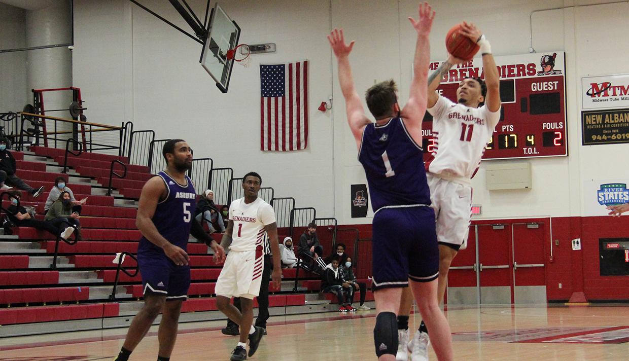 GRENADIERS FALL TO UNIVERSITY OF THE CUMBERLANDS 75-68