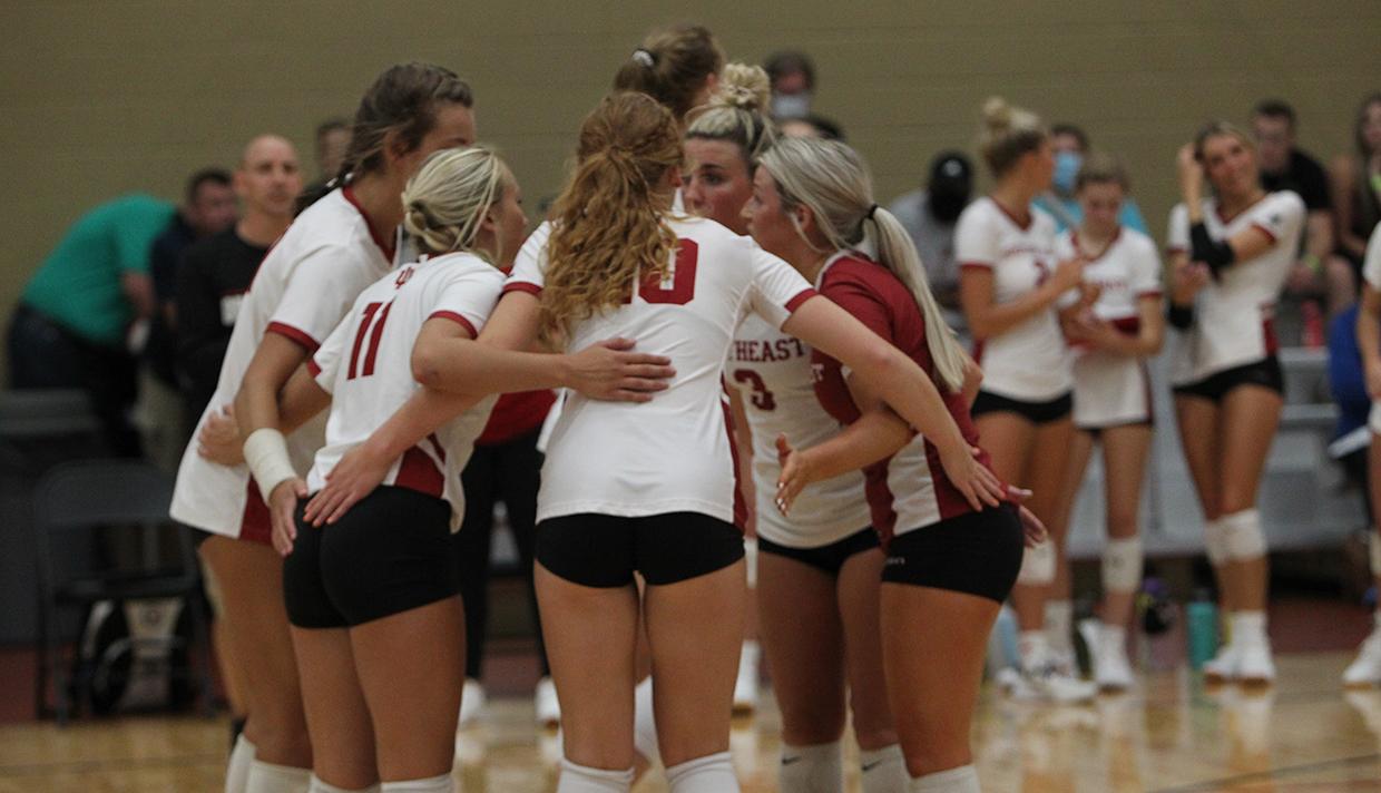 GRENADIERS END OPENING WEEKEND WITH WIN OVER BETHEL UNIVERSITY